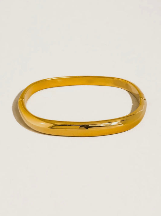 18K Bangle image 1