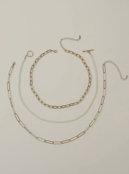 Pearl and Gold Necklace Set