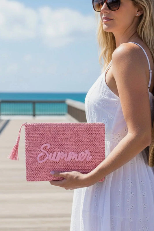Straw Summer Pouch in Pink