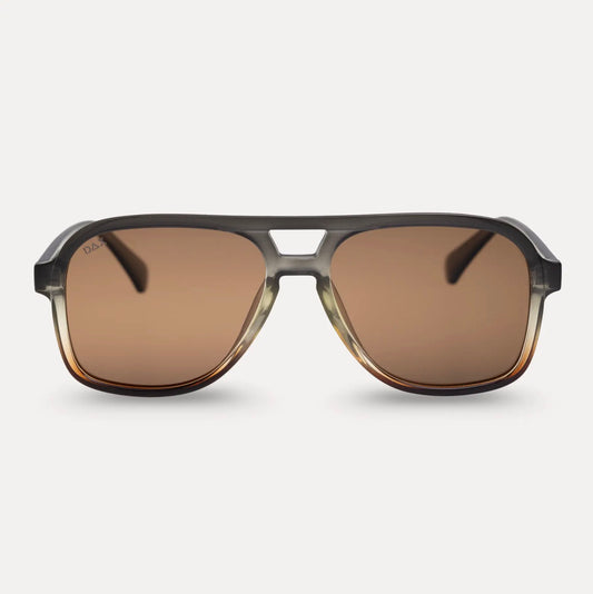 Cruz-Unisex Gray Gradient Aviator Sunglasses