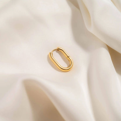 18K Gold Oval Huggie Earrings image 3